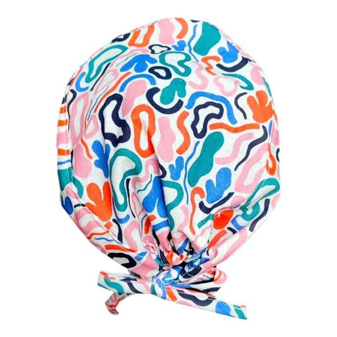 formes organiques dansantes aux tons bleu, orange, vert, rose et marine sur fond blanc, pour une tou