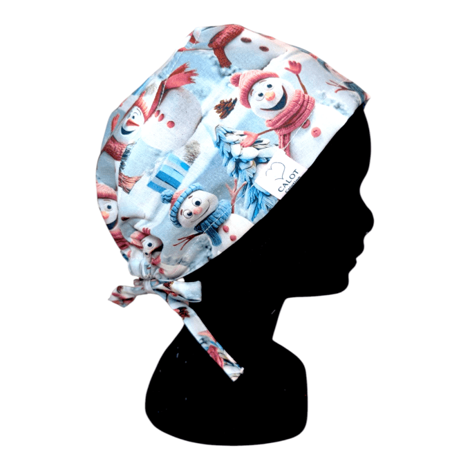 ses adorables bonhommes de neige vêtus d’écharpes et de bonnets colorés évoquent la joie simple des 