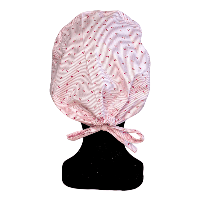 Calot médical Cerises en Fête – petites cerises rouge fuchsia fond rayé rose blanc – cousu main Norm