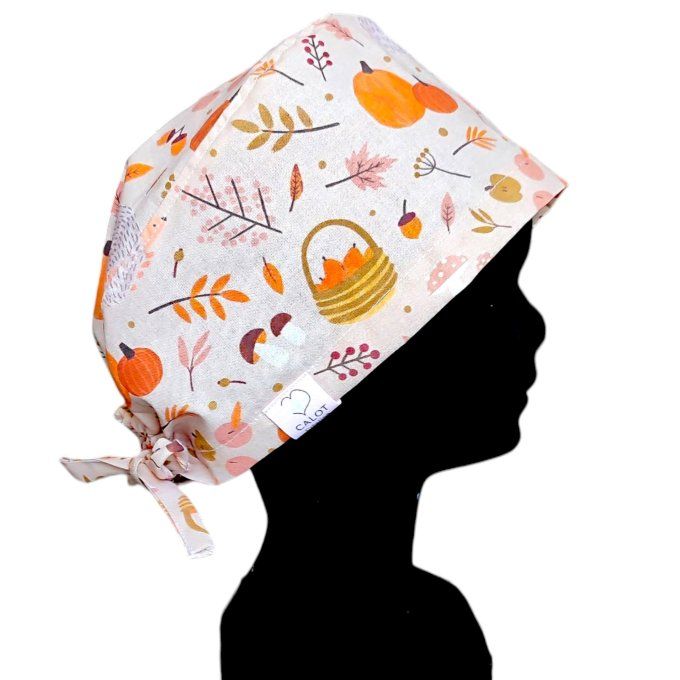 ses motifs de citrouilles, feuilles dorées et champignons apportent douceur et bonne humeur à vos jo